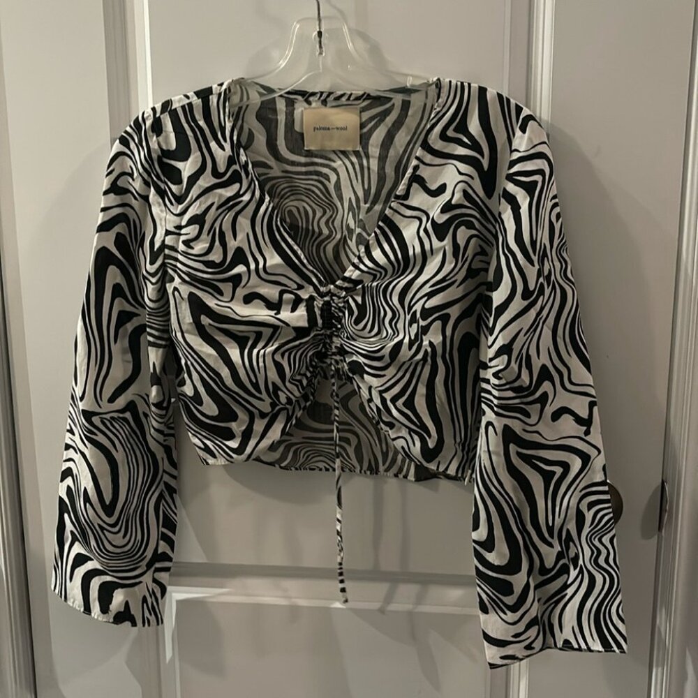 *READ-FLAWS* Paloma Wool Lera Psychedelic Zebra Black & White Swirl Crop Top - Picture 2 of 15